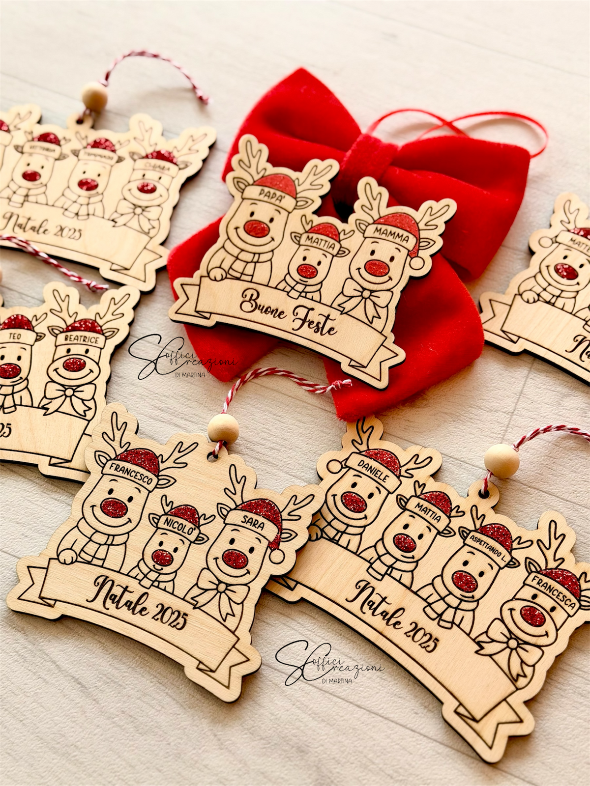 Fiocco natalizio famiglia in legno