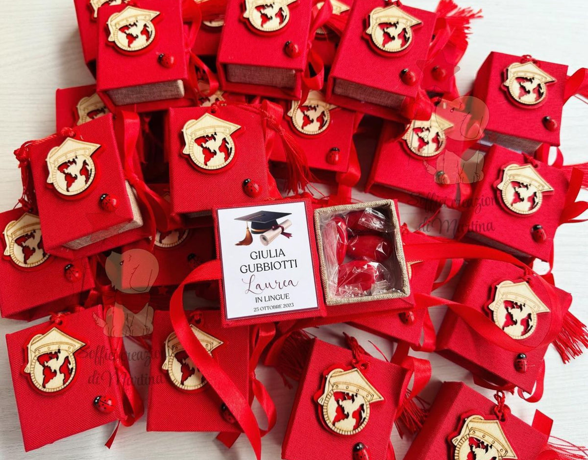 Scatola a forma di libro porta confetti per laurea