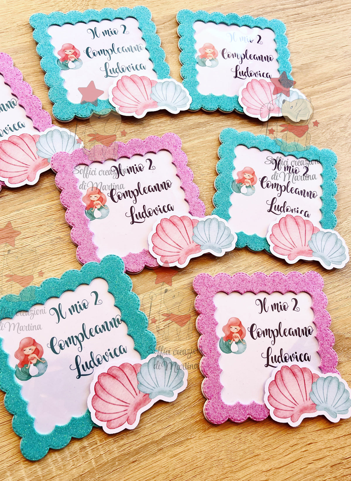Square photo holder favor