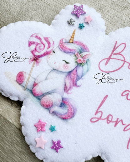 Bimbo a bordo unicorno 
